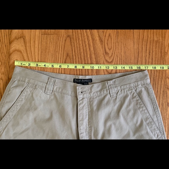 Royal Robbins flat front shorts. Size 34. - Picture 7 of 9